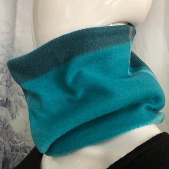 Plaid Fleece Neck Gaiter: Black, White & Red Tartan Scarf - Picture 5 of 8